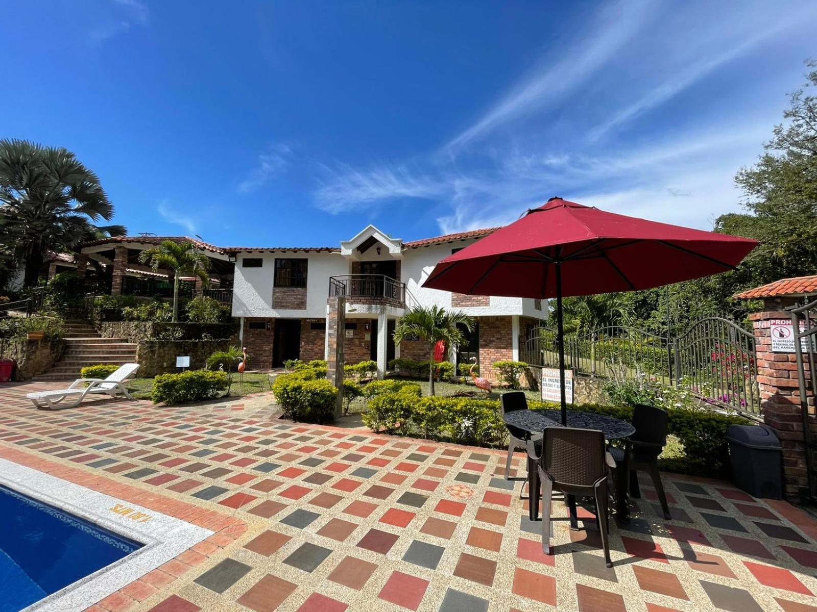 Rancho San Luis, Páramo Exterior foto